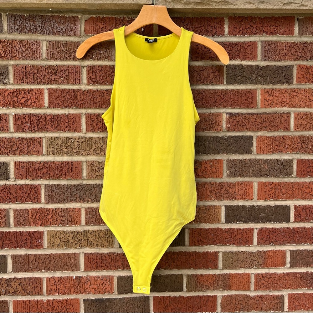 Express Off Yellow Scoop Neck Body Contour Sleeveless Thong Bodysuit